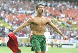 10 sự kiện đáng nhớ của Euro 2004